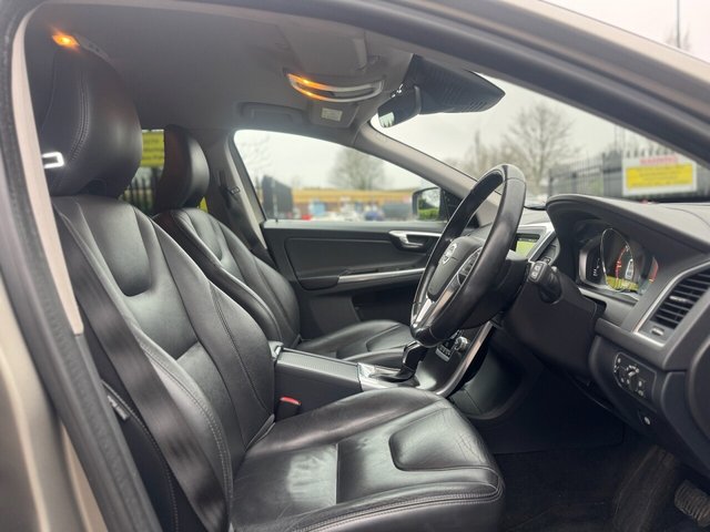2015 Volvo Xc60 2.4L SE Lux Nav 5dr - Photo 9