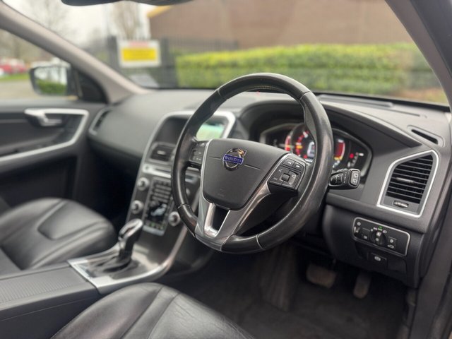 2015 Volvo Xc60 2.4L SE Lux Nav 5dr - Photo 10
