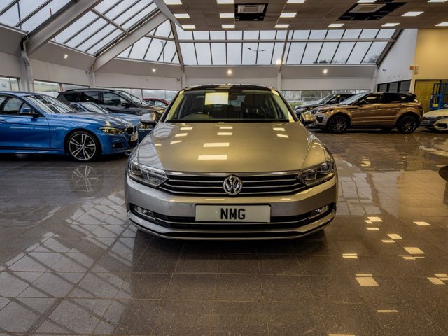 2019 Volkswagen Passat 1.5L Gt 4dr - Photo 7