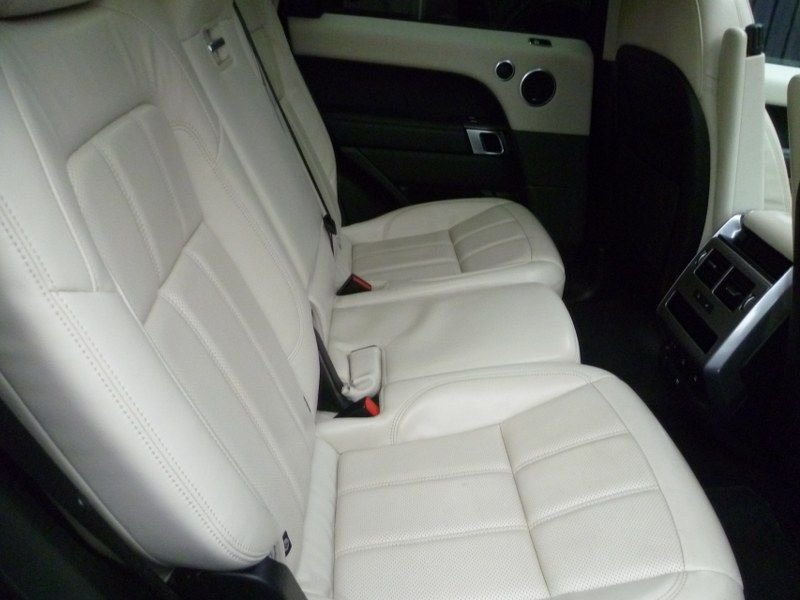 USED 2019 19 LAND ROVER RANGE ROVER SPORT 2.0 P400e 13.1kWh HSE GPF SUV 5dr Petrol Plug-in Hybrid Auto 4WD Euro 6 (s/s) (404 ps) 