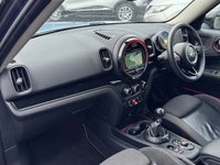USED 2017 67 MINI COUNTRYMAN 2.0 Cooper D SUV 5dr Diesel Manual ALL4 Euro 6 (s/s) (150 ps) 2 OWNERS FROM NEW+FINANCE AVAILABLE+HALF LEATHER INTERIOR+HEATED FRONT WINDSCREEN+HEATED SEATS+SERVICE HISTORY+FINANCE AVAILABLE