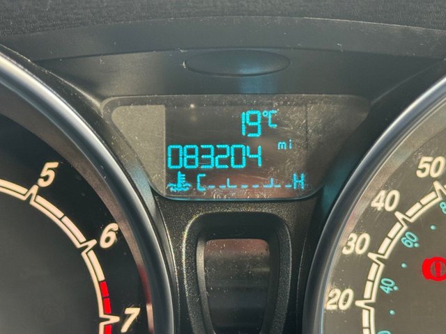 2016 Ford Fiesta 1L Zetec 3dr - Photo 4