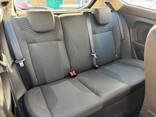 2016 Ford Fiesta 1L Zetec 3dr - Photo 6