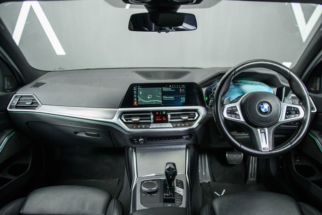 View our BMW 3 SERIES