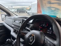 USED 2022 22 RENAULT TRAFIC Business Panel Van 5dr Diesel Manual L1 H1 Euro 6 (s/s) (150 ps) LOW MLS  OPEN 7 DAYS A WEEK CALL THE VAN MAN
