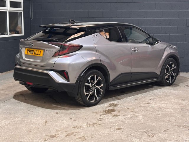 2018 TOYOTA C-HR - Photo 10