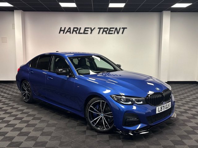 2022 71 BMW 3 SERIES 2.0 320i M Sport Saloon 4dr Petrol Auto Euro 6 (s/s) (184 ps) STUNNING EXAMPLE! 1 OWNER, FULL BMW HISTORY, M SPORT PRO PACK, BLUE M PERFORMANCE BRAKES, BLACK VERNASCA LEATHER, AMBIENT MOOD LIGHTING, VIRTUAL DASH, REAR CAMERA, WIRELESS CARPLAY, 19'' M SPORT ALLOYS, CRUISE CONTROL