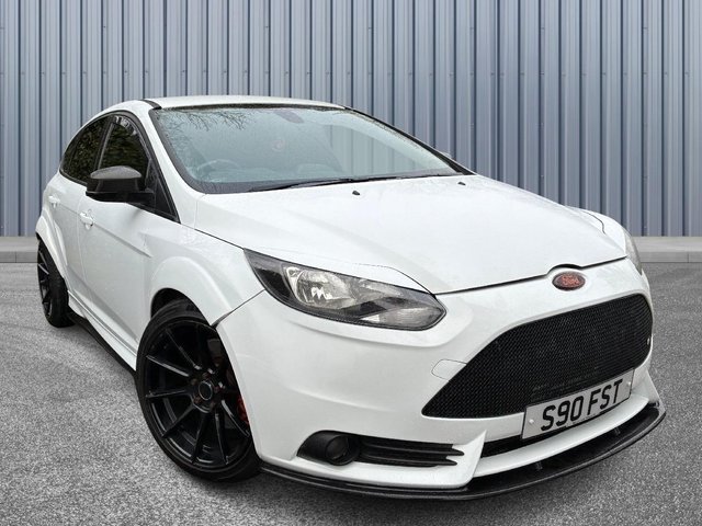 View our FORD FOCUS