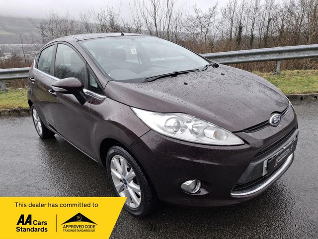 2010 FORD FIESTA