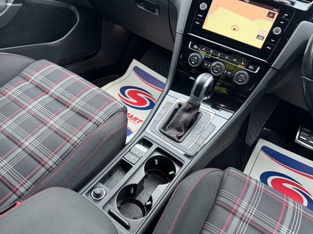 2018 VOLKSWAGEN GOLF - Photo 10