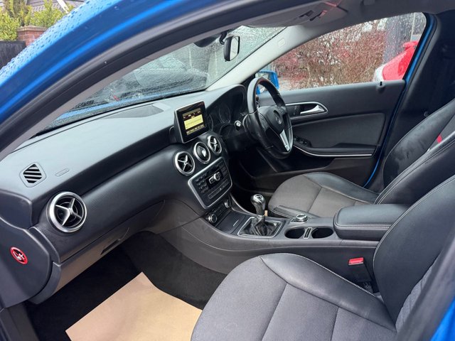 2014 MERCEDES-BENZ A-CLASS 1.5 A180 CDI ECO SE Hatchback 5dr Diesel Manual Euro 5 (s/s) (109 ps) - Photo 12