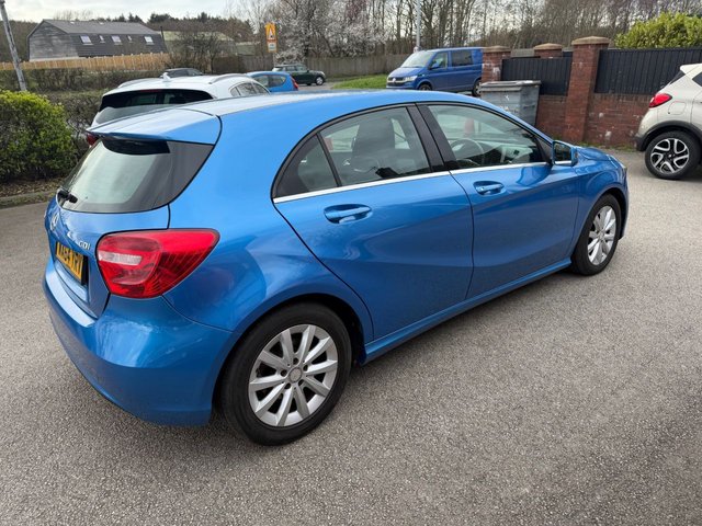 2014 MERCEDES-BENZ A-CLASS 1.5 A180 CDI ECO SE Hatchback 5dr Diesel Manual Euro 5 (s/s) (109 ps) - Photo 3