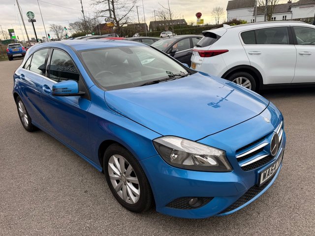 2014 MERCEDES-BENZ A-CLASS 1.5 A180 CDI ECO SE Hatchback 5dr Diesel Manual Euro 5 (s/s) (109 ps) - Photo 2