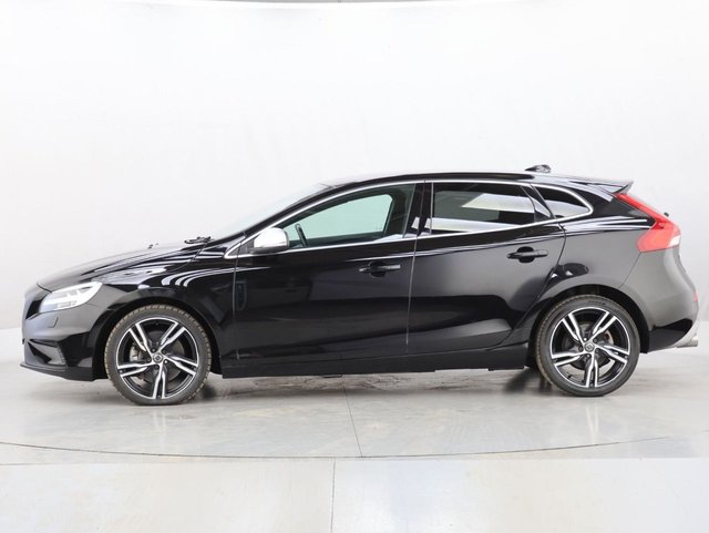 2019 Volvo V40 1.5L R-Design Edition 5dr - Photo 6