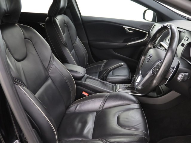 2019 Volvo V40 1.5L R-Design Edition 5dr - Photo 12