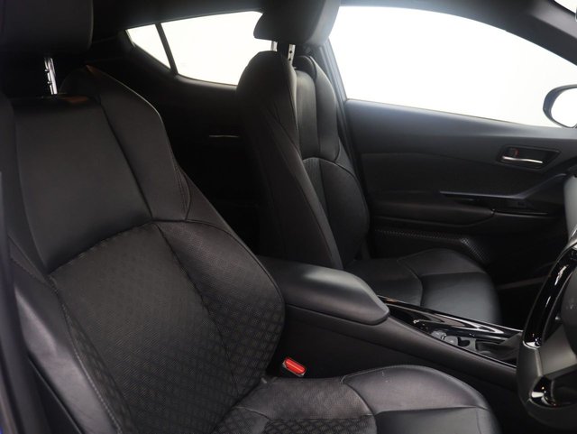2020 Toyota C-HR 2L Design 5dr - Photo 11