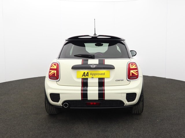 2020 MINI Hatch 1.5L Cooper Sport 3dr - Photo 9