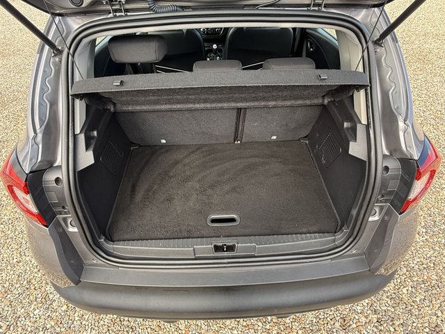 2017 RENAULT CAPTUR - Photo 9