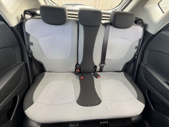 2017 RENAULT CAPTUR - Photo 10