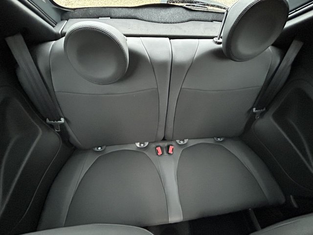 2019 FIAT 500 - Photo 10