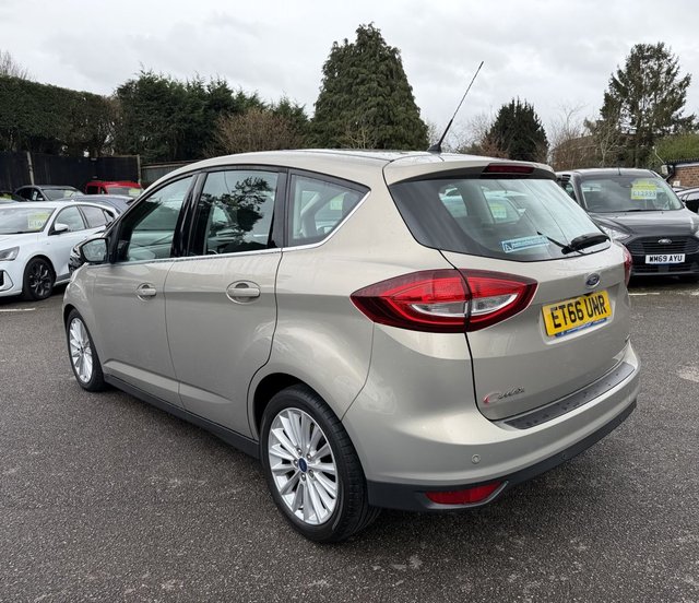 2017 Ford C-Max 1L Titanium 5dr - Photo 5