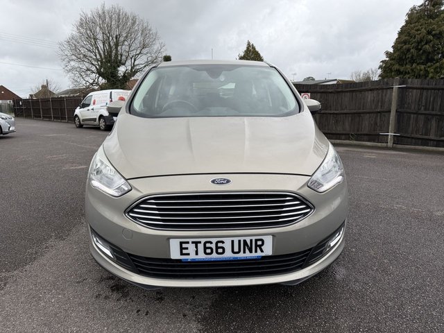 2017 Ford C-Max 1L Titanium 5dr - Photo 8