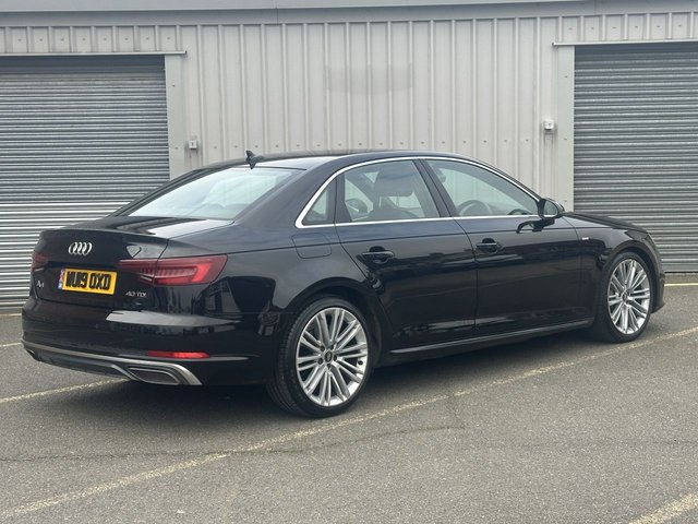 2019 AUDI A4 - Photo 5