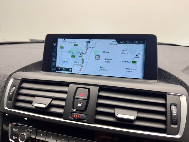 2017 BMW 1 Series 3L null 3dr - Photo 4