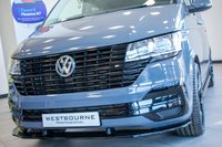 USED 2022 72 VOLKSWAGEN TRANSPORTER 2.0 TDI T32 Startline Kombi Double Cab 5dr Diesel DSG FWD SWB Euro 6 (s/s) (150 ps) Highline Upgrades