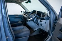 USED 2022 72 VOLKSWAGEN TRANSPORTER 2.0 TDI T32 Startline Kombi Double Cab 5dr Diesel DSG FWD SWB Euro 6 (s/s) (150 ps) Highline Upgrades