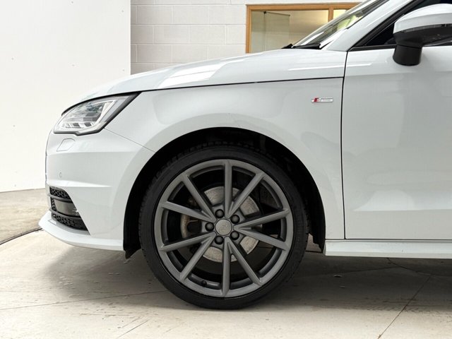 2017 AUDI A1 1.4 TFSI CoD Black Edition Sportback 5dr Petrol S Tronic Euro 6 (s/s) (Nav) (150 ps) - Photo 11