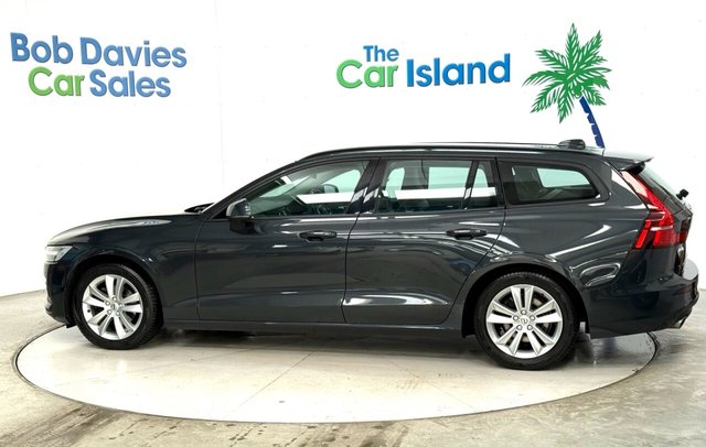 2019 VOLVO V60 2.0 D4 Momentum Pro Estate 5dr Diesel Auto Euro 6 (s/s) (190 ps) - Photo 5