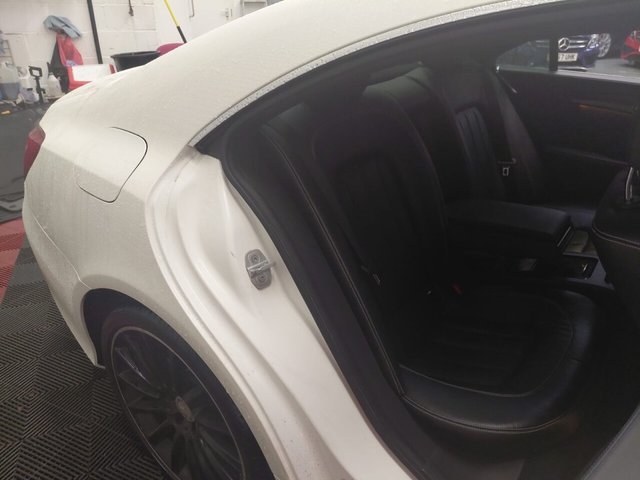 2015 Mercedes-Benz Cls Class 2.1L Amg Line 4dr - Photo 12