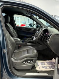 USED 2018 J PORSCHE CAYENNE 3.0T V6 SUV 5dr Petrol TiptronicS 4WD Euro 6 (s/s) (340 ps) &pound;14K IN EXTRAS + ADAPTIVE CC + FSH & NIGHT VIEW & BOSE+PARK ASSIST
