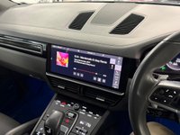 USED 2018 J PORSCHE CAYENNE 3.0T V6 SUV 5dr Petrol TiptronicS 4WD Euro 6 (s/s) (340 ps) &pound;14K IN EXTRAS + ADAPTIVE CC + FSH & NIGHT VIEW & BOSE+PARK ASSIST