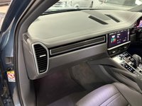 USED 2018 J PORSCHE CAYENNE 3.0T V6 SUV 5dr Petrol TiptronicS 4WD Euro 6 (s/s) (340 ps) &pound;14K IN EXTRAS + ADAPTIVE CC + FSH & NIGHT VIEW & BOSE+PARK ASSIST