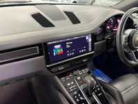USED 2018 J PORSCHE CAYENNE 3.0T V6 SUV 5dr Petrol TiptronicS 4WD Euro 6 (s/s) (340 ps) &pound;14K IN EXTRAS + ADAPTIVE CC + FSH & NIGHT VIEW & BOSE+PARK ASSIST