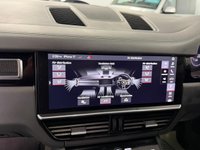 USED 2018 J PORSCHE CAYENNE 3.0T V6 SUV 5dr Petrol TiptronicS 4WD Euro 6 (s/s) (340 ps) &pound;14K IN EXTRAS + ADAPTIVE CC + FSH & NIGHT VIEW & BOSE+PARK ASSIST