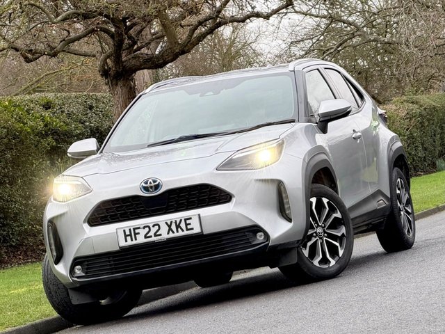 2022 TOYOTA YARIS CROSS - Photo 3