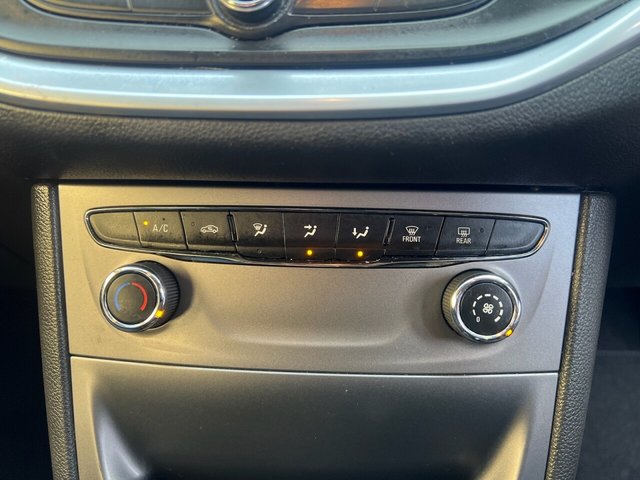 2015 VAUXHALL ASTRA 2015 1.0i Turbo ecoFLEX Design Hatchback 5dr Petrol Manual Euro 6 (s/s) (105 ps) - Photo 11