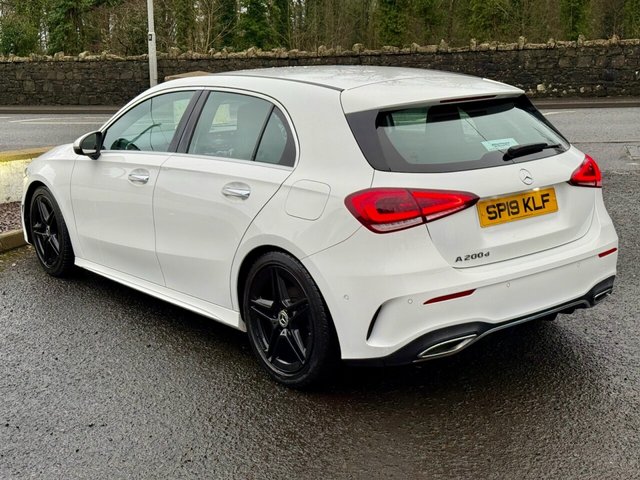 2019 MERCEDES-BENZ A-CLASS 2019 2.0 A200d AMG Line (Premium) Hatchback 5dr Diesel 8G-DCT Euro 6 (s/s) (150 ps) - Photo 4