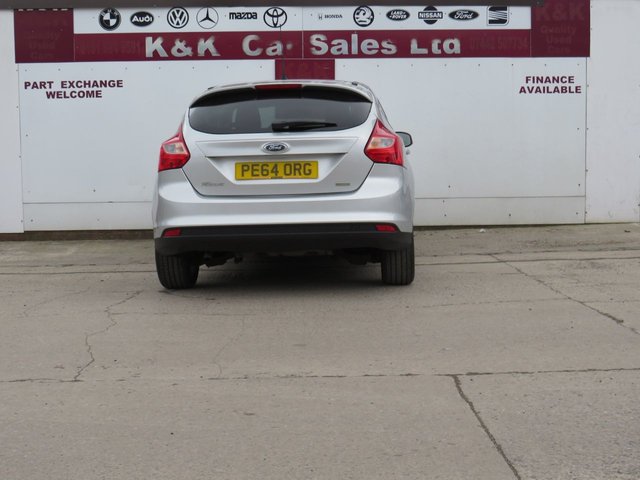 2014 FORD FOCUS 2014 1.0T EcoBoost Zetec Hatchback 5dr Petrol Manual Euro 5 (s/s) (125 ps) - Photo 4