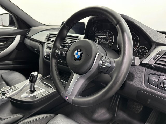 2019 BMW 3 Series - Photo 10