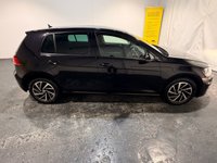 USED 2019 69 VOLKSWAGEN GOLF 1.6 TDI Match Hatchback 5dr Diesel Manual Euro 6 (s/s) (115 ps) 4 VW DEALER SERVICES-SAT NAV-APPLE CAR PLAY/ANDROID-PARK SENSORS