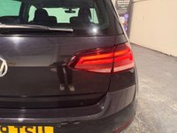 USED 2019 69 VOLKSWAGEN GOLF 1.6 TDI Match Hatchback 5dr Diesel Manual Euro 6 (s/s) (115 ps) 4 VW DEALER SERVICES-SAT NAV-APPLE CAR PLAY/ANDROID-PARK SENSORS