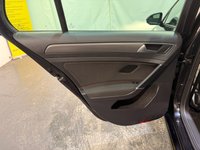 USED 2019 69 VOLKSWAGEN GOLF 1.6 TDI Match Hatchback 5dr Diesel Manual Euro 6 (s/s) (115 ps) 4 VW DEALER SERVICES-SAT NAV-APPLE CAR PLAY/ANDROID-PARK SENSORS