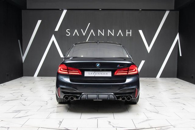 2019 BMW M5 - Photo 11