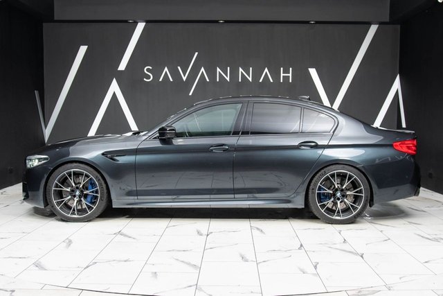 2019 BMW M5 - Photo 9