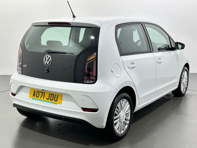2021 Volkswagen Up! - Photo 8