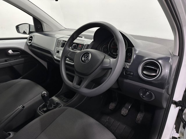 2021 Volkswagen Up! - Photo 10
